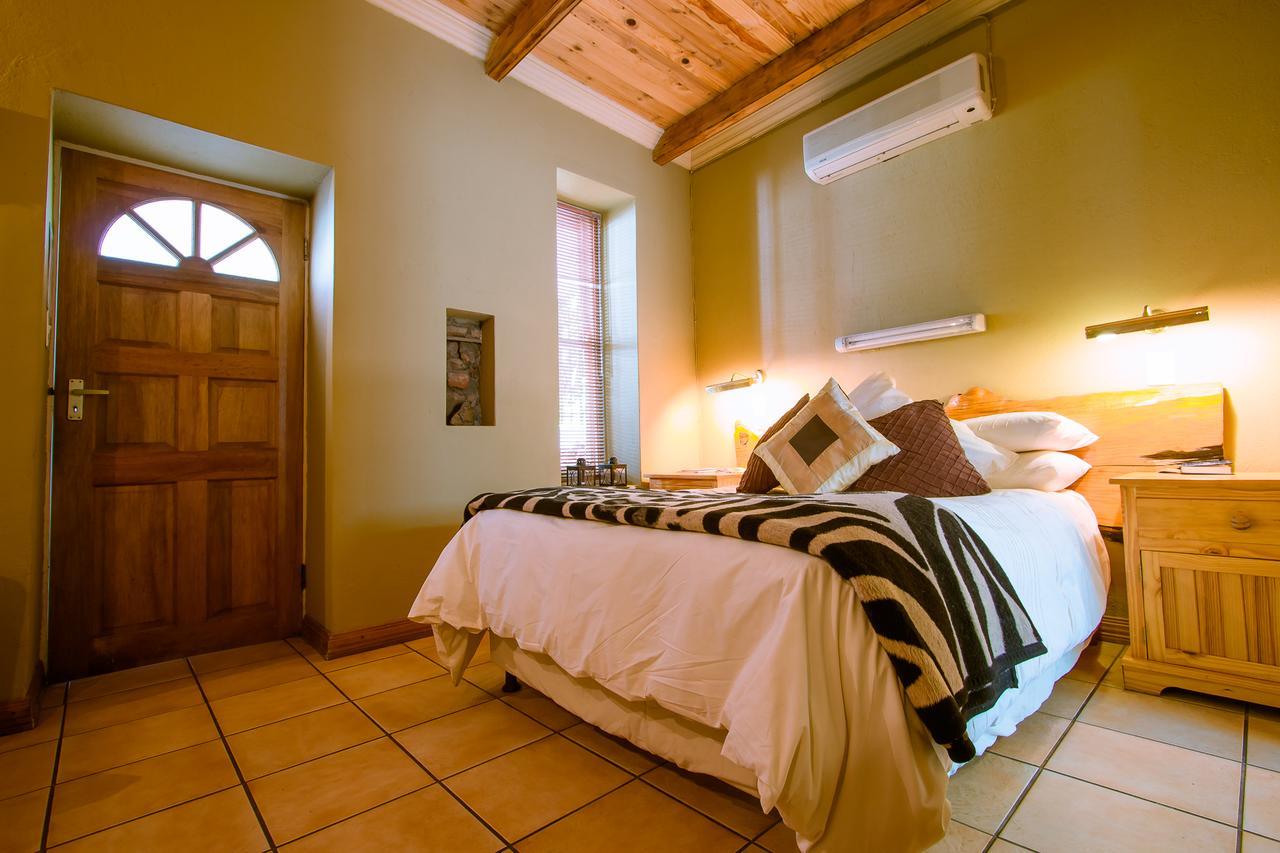 The Barracks Bed & Breakfast Colesberg Exterior photo