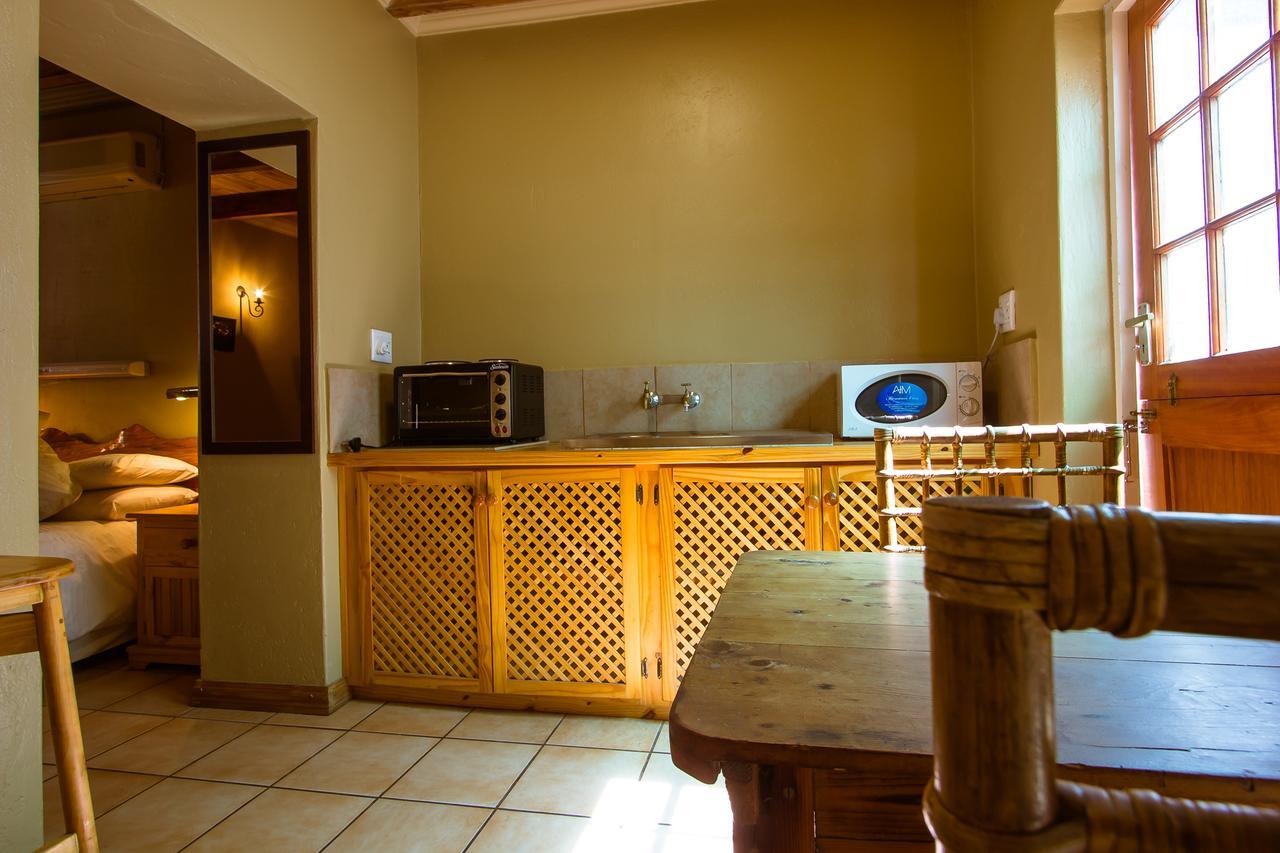 The Barracks Bed & Breakfast Colesberg Exterior photo