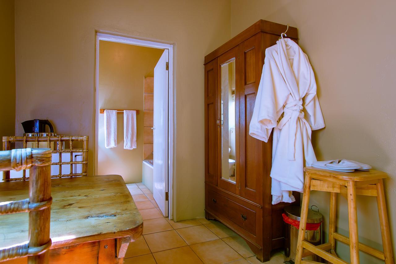 The Barracks Bed & Breakfast Colesberg Exterior photo